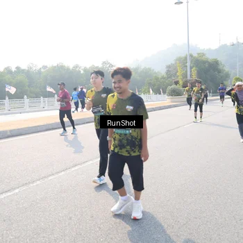 Runner Photo 6923647
