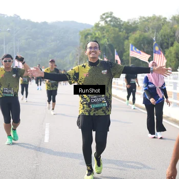 Runner Photo 6923648