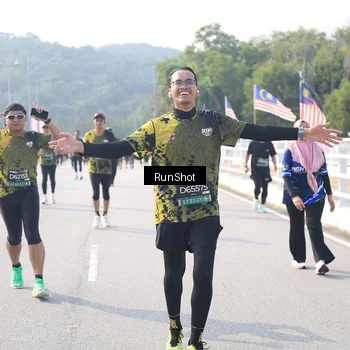 Runner Photo 6923651