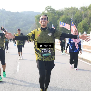 Runner Photo 6923655