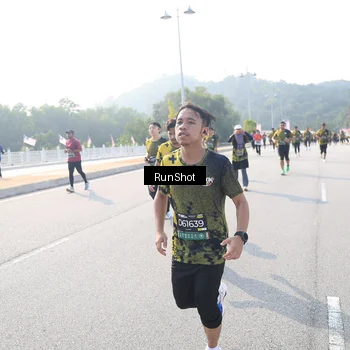 Runner Photo 6923664
