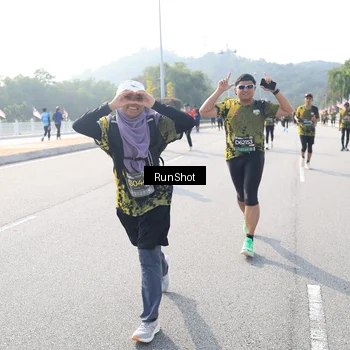 Runner Photo 6923668