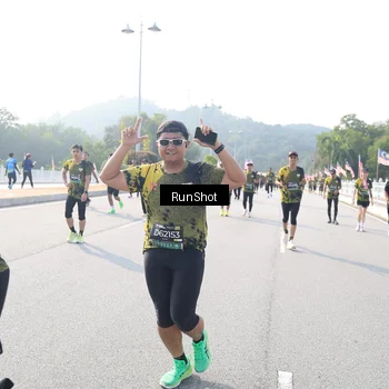 Runner Photo 6923675