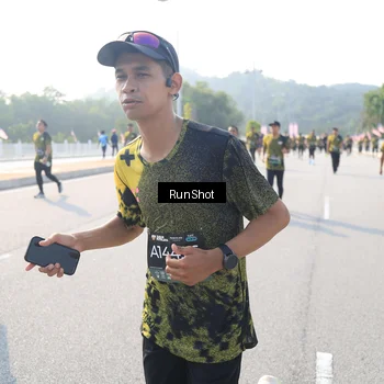 Runner Photo 6923695