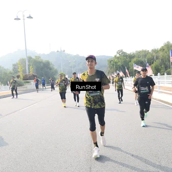 Runner Photo 6923698