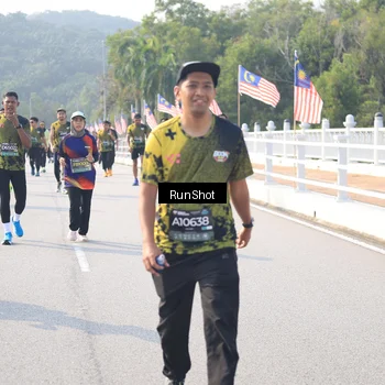 Runner Photo 6923772
