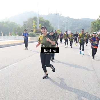 Runner Photo 6923775