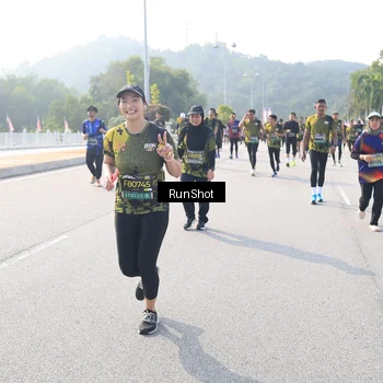 Runner Photo 6923782