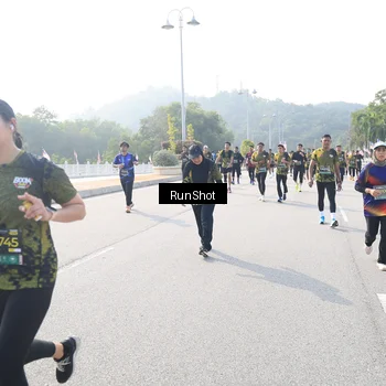 Runner Photo 6923787