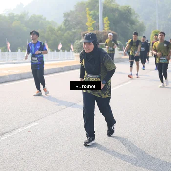Runner Photo 6923794