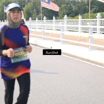 Runner Photo 6923797