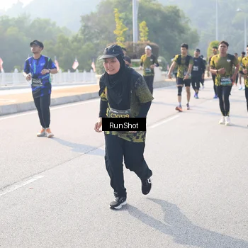 Runner Photo 6923804