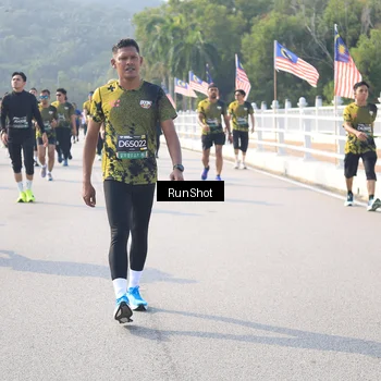 Runner Photo 6923805