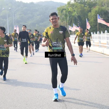 Runner Photo 6923809