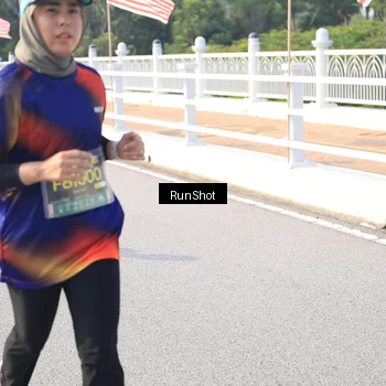 Runner Photo 6923810