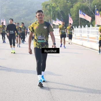 Runner Photo 6923813