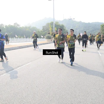 Runner Photo 6923822