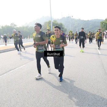 Runner Photo 6923833