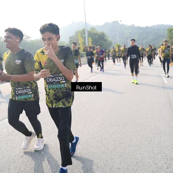 Runner Photo 6923838