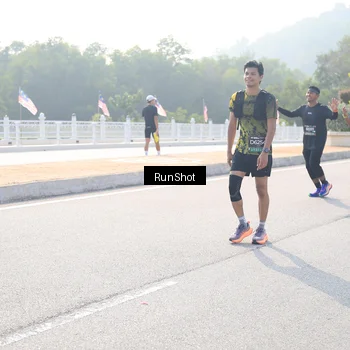 Runner Photo 6923849