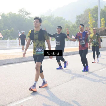 Runner Photo 6923854
