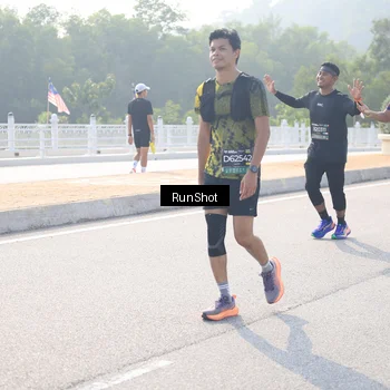 Runner Photo 6923866