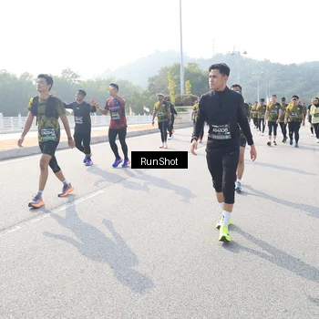 Runner Photo 6923869