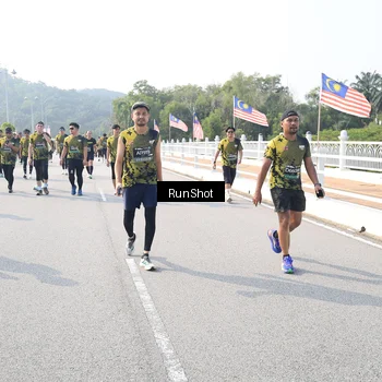 Runner Photo 6923890