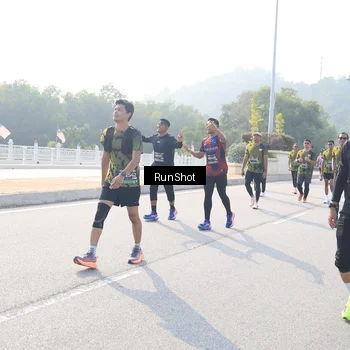 Runner Photo 6923891