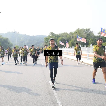 Runner Photo 6923894