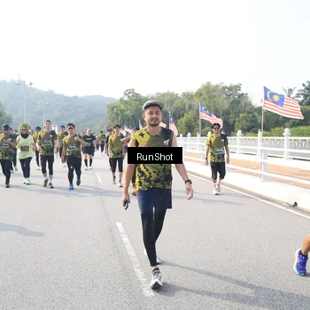 Runner Photo 6923903