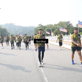 Runner Photo 6923905