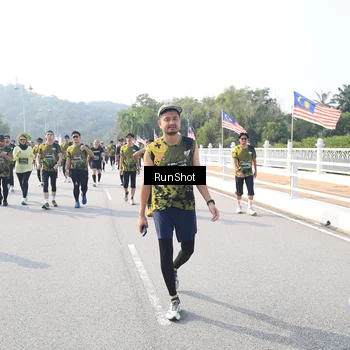 Runner Photo 6923906