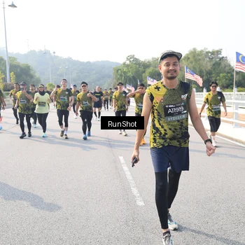 Runner Photo 6923909