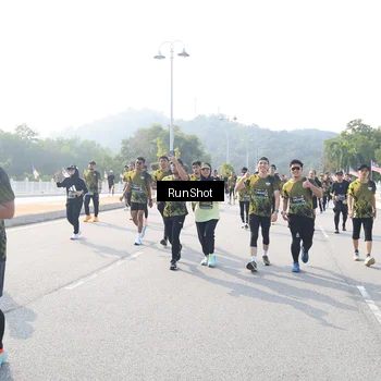 Runner Photo 6923918