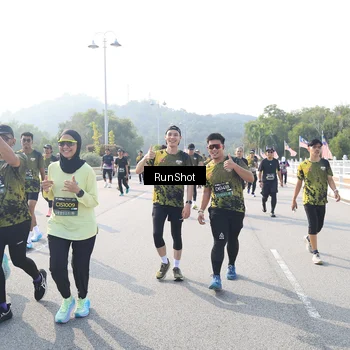 Runner Photo 6923933
