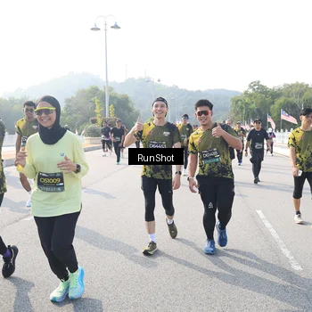 Runner Photo 6923935