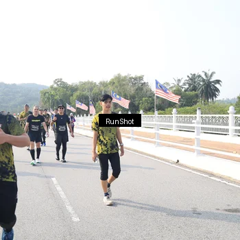 Runner Photo 6923946