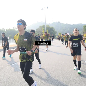 Runner Photo 6923965