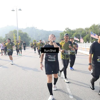 Runner Photo 6923977