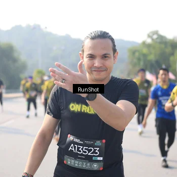 Runner Photo 6923980