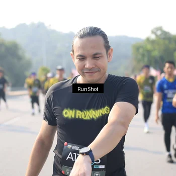 Runner Photo 6923982