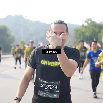 Runner Photo 6923984
