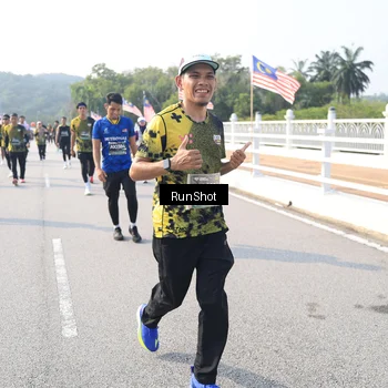 Runner Photo 6923994