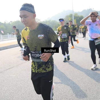 Runner Photo 6924039