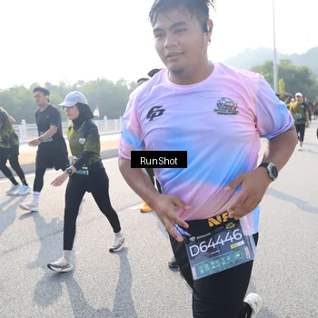 Runner Photo 6924050