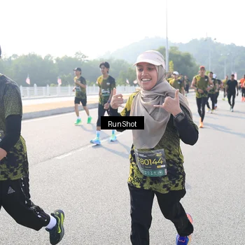 Runner Photo 6924057