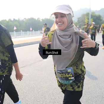 Runner Photo 6924061