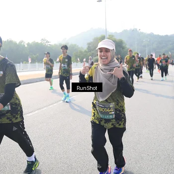 Runner Photo 6924065