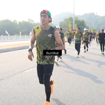 Runner Photo 6924080
